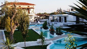 We collaborate with Hotels